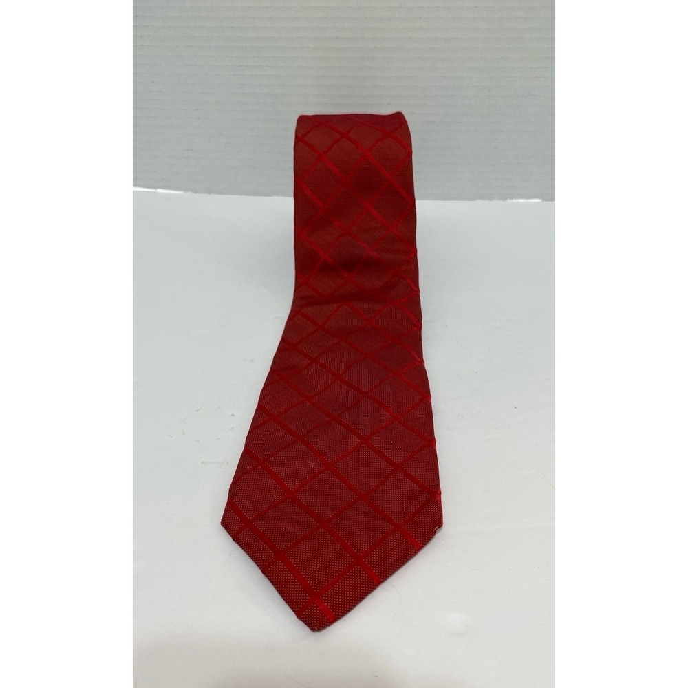 Red Thomas Pink Tie